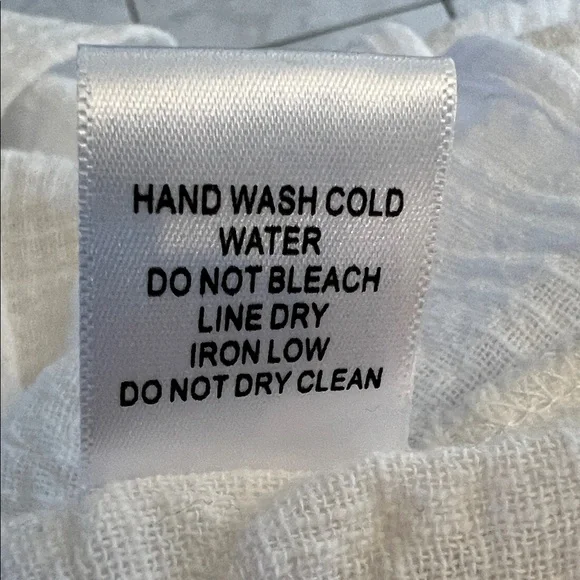 FAVLUX - Pretty White Ruffle Sleeve Blouse - Medium - Picture 14 of 16